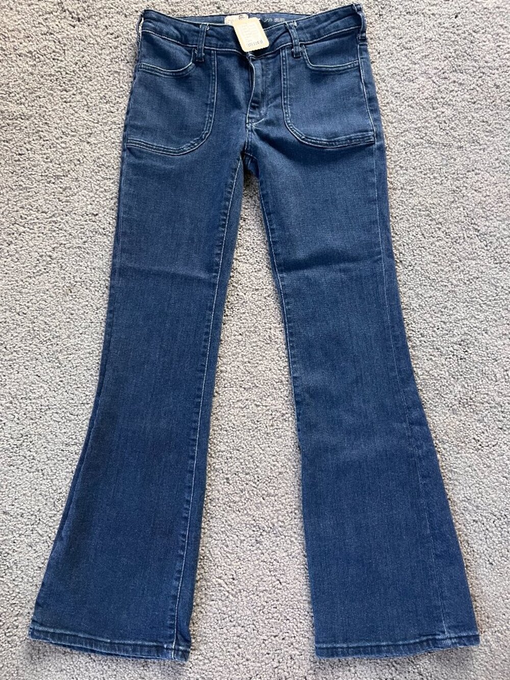ANTHROPOLOGIE PILCRO THE ICON LOW-RISE FLARE MEDIUM WASH BLUE DENIM JEANS - 28